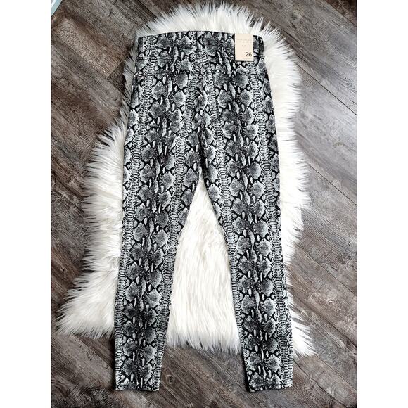 NWT ALICE & OLIVIA High Rise Skinny Jeans - 26 waist. - Picture 5 of 15